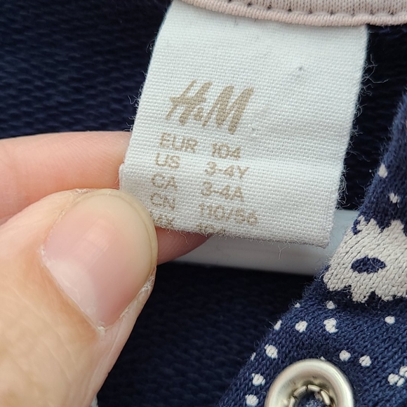 H&M Hooded Floral Beach Cover - Picture 2 of 2